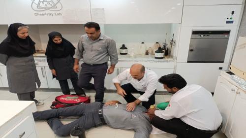 برگزاری مانور CPR و ریخت و پاش مواد شیمیایی در سیمان داراب
