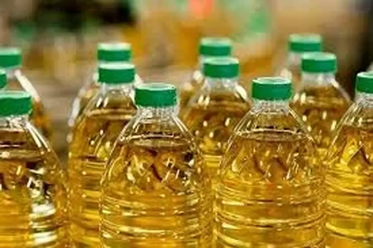 تهیه و تامین 8000 عدد بطری روغن سرخ کردنی شفاف 810 گرمی و 3600 قوطی رب گوجه یک کیلوگرمی